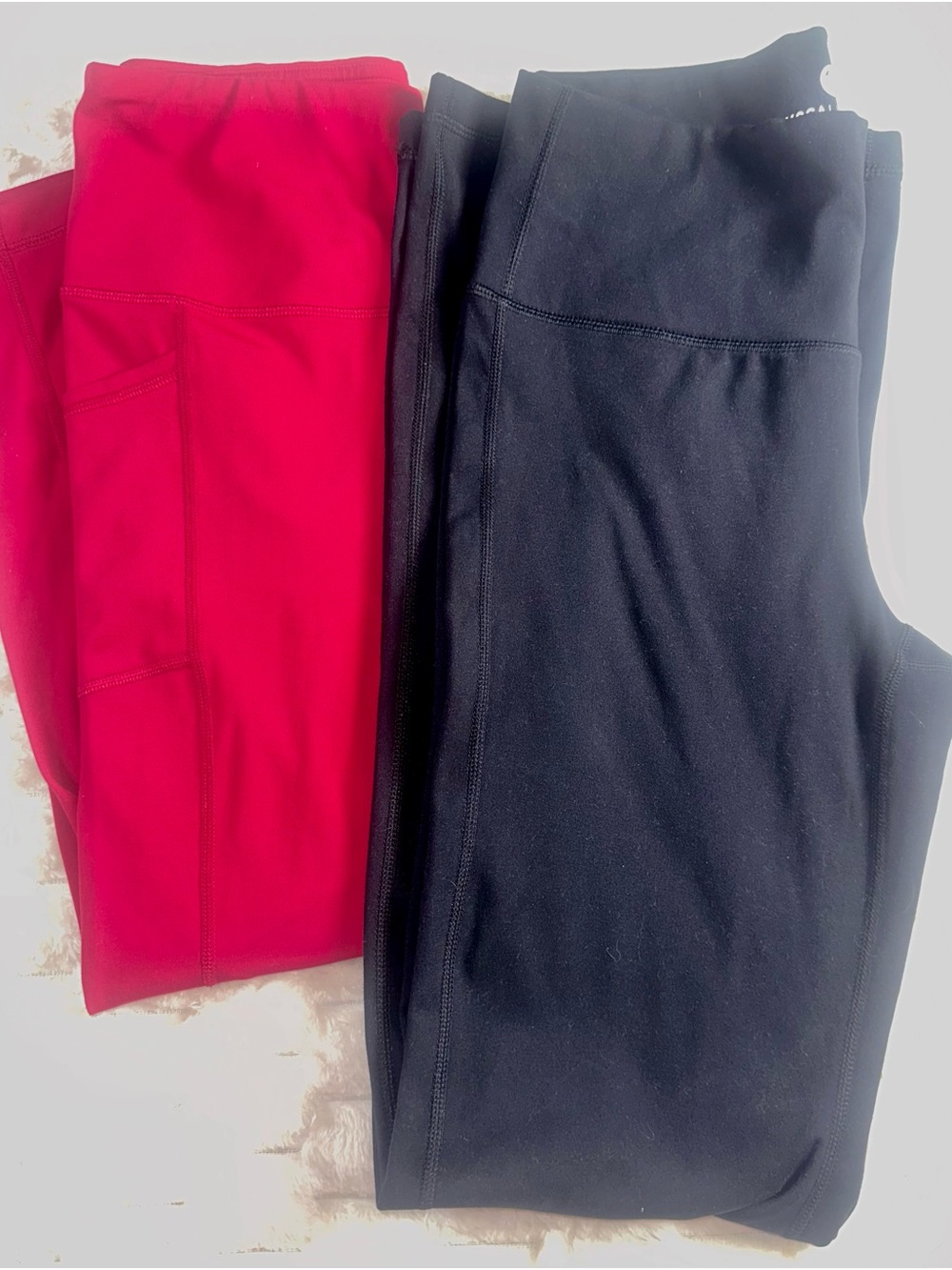 2 pair of Yogalicious Leggings in Hot Pink & Black Wide leg. Pre-Loved excellent